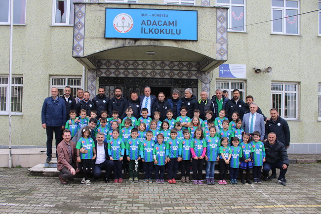 ‘Minik Kalpler Okul-Kulüp Projesi' Rize Güneysu Adacami'de!