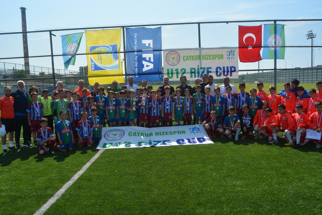 U12 RİZE CUP BÜYÜK COŞKUYLA TAMAMLANDI