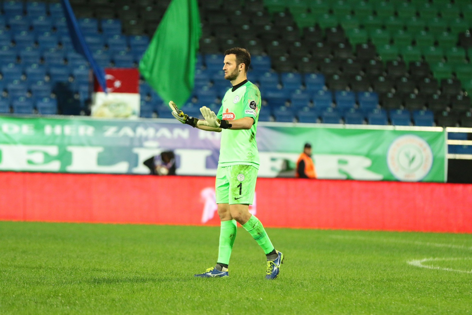 ÇAYKUR RİZESPOR BASIN BÜLTENİ (09.08.2019) - Ujkani'nin Sözleşmesi Karşılıklı Olarak Feshedildi