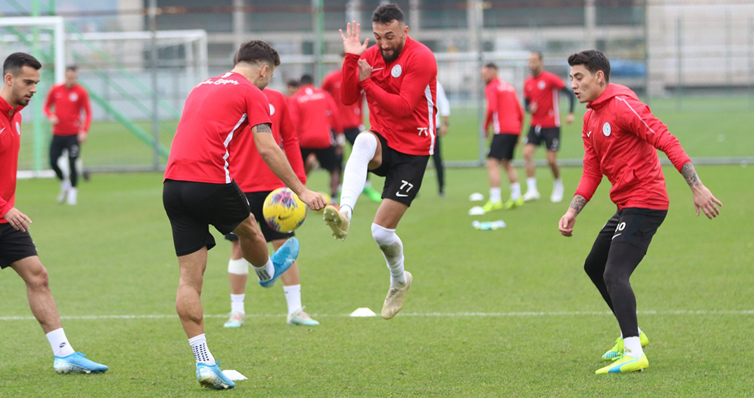 Atmacalar; İttifak Holding Konyaspor Maçı Hazırlıklarını Tamamlandı