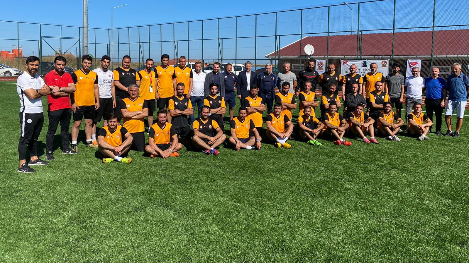 Gürsel Aksel TFF C Lisans Futbol Antrenörlüğü kursu Rize'de yapıldı.