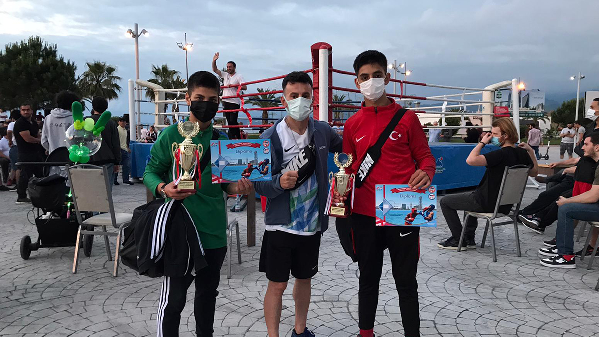 Sporcularımız, Uluslararası Boks Turnuvası'nda 2 Altın Madalya Kazandı
