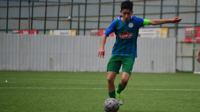 Rizespor Akademi U14 takımı oyuncumuz Emir Bora Çoban’a milli davet