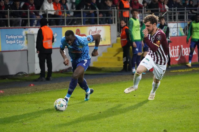 ÇAYKUR RİZESPOR 0 - 0 BEYÇİMENTO BANDIRMASPOR / EVİMİZDE GOLSÜZ EŞİTLİK