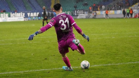 Çaykur Rizespor 4 - 2 Manisa FK / 5 Haftadır Kayıpsız
