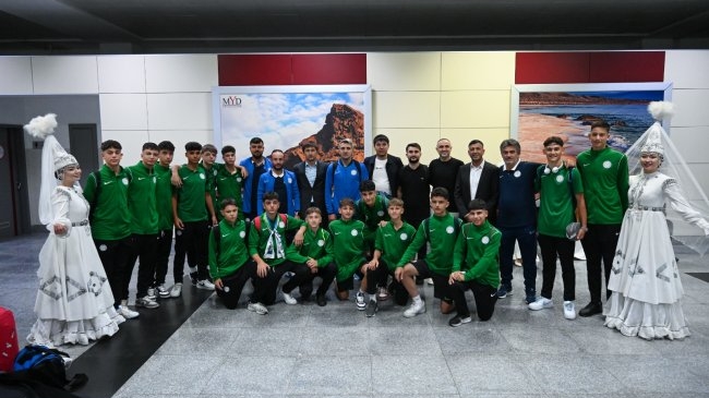 Turan Cup 2025 uluslararası futbol turnuvası Kazakistan'ın Aktau şehrinde başladı