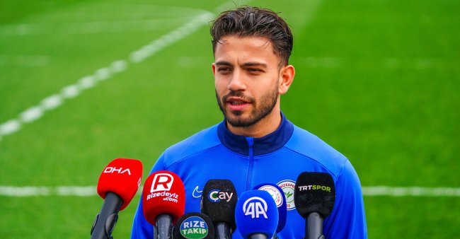 Mithat Pala düzenlenen basın toplantısında medya mensuplarının sorularını yanıtladı